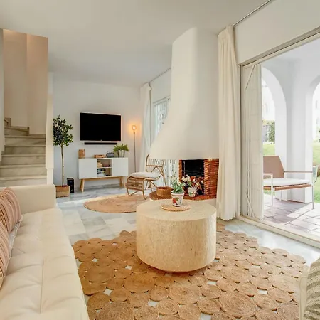 Belvilla By Oyo Altos Del Golf Holiday home