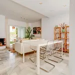 بيت للعطل Relaxed Retreat With Pool مانيلفا