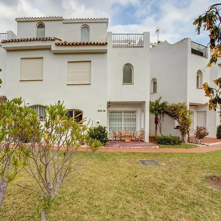 Holiday home Belvilla By Oyo Altos Del Golf